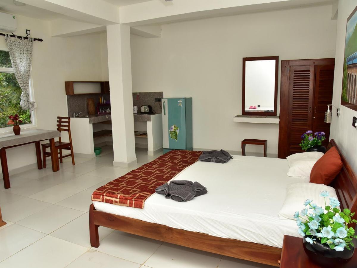 Hotel Happy Tuna Hikkaduwa Exteriér fotografie